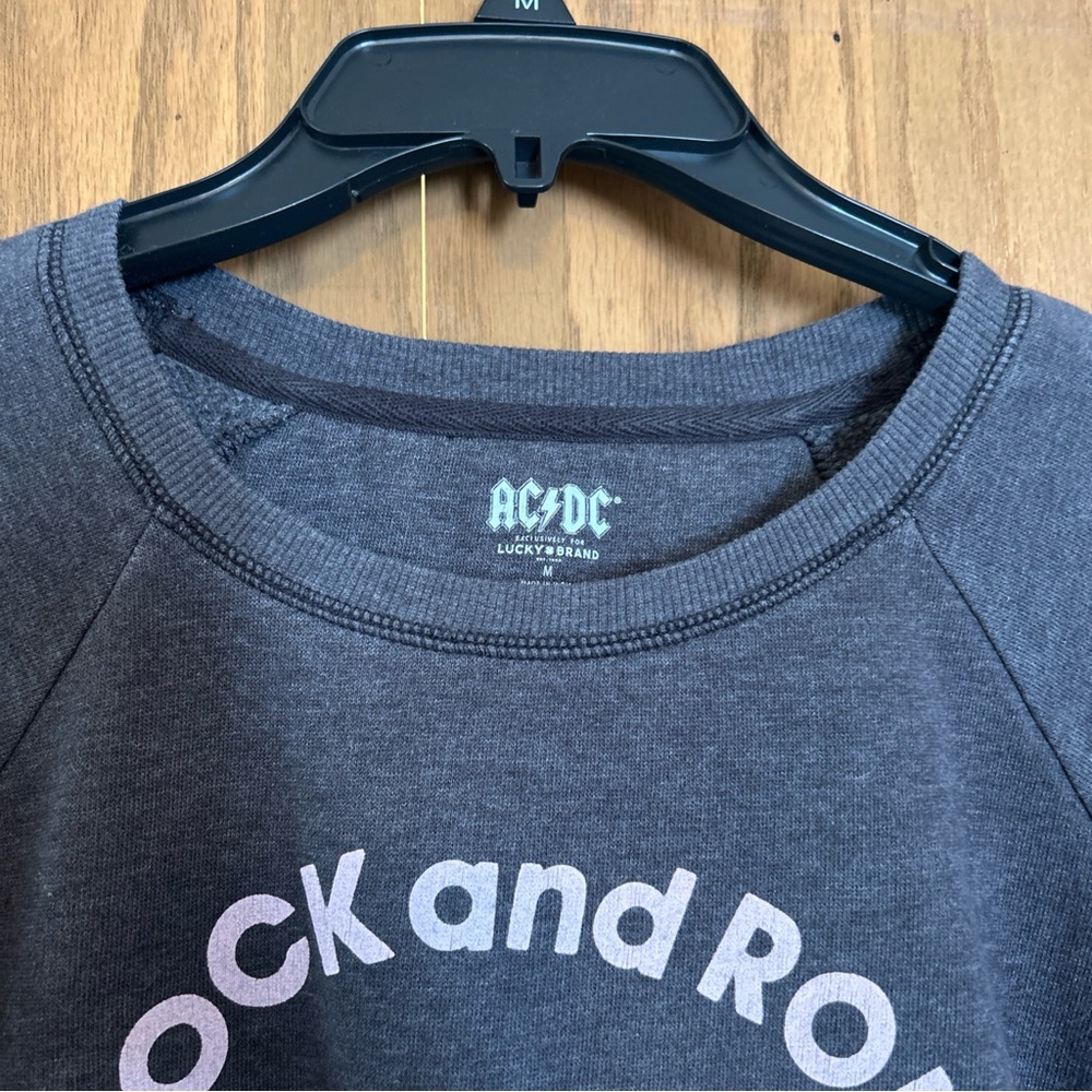 Lucky Brand AC/DC Pullover Sweatshirt Ain’t Noise Pollution Medium - Picture 6 of 8